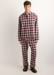 Men's two-piece pajama set PZMMT-0001-00(Z26), front view of the product on a model. Full-body view.