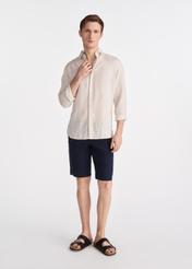 Beige linen men's shirt KOSMT-0321-80(W25), front product view on the model. Full silhouette visible.