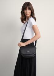 Women's black pebbled messenger bag TORES-1122D-99(Z25), front view of the product on a model, half of the silhouette visible.
