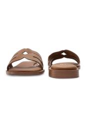 Women's leather camel flip-flops BUTYD-1224-1D(W26), front and back product view on white background.