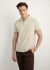 Light beige cotton polo shirt POLMT-0045B-1A(W26), front view of the product on the model. Half of the silhouette visible.