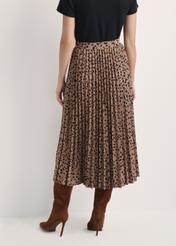 Dark beige pleated women's skirt SPCDT-0116-86(Z25), product view from the back on the model. Half of the silhouette visible.