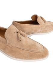 Men's beige suede moccasins BUTYM-0525-1B(W26), close-up of the product detail on a white background.
