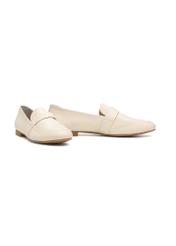 Women's cream leather moccasins BUTYD-1074A-0B(W26), diagonal product view on a white background.