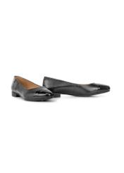 Women's leather ballerinas in black BUTYD-1245-99(W26), diagonal product view on a white background.