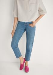 Women's leather moccasins in fuchsia color BUTYD-1262-5E(W26), front view of the product on the model's feet.