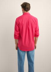 Men's fuchsia linen-blend shirt KOSMT-0379-5E(W26) - back view of the product, on a model, against a light background. Half of the silhouette visible.