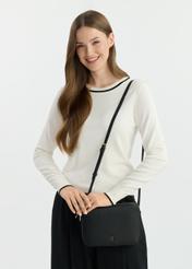 Women's handbag in black TOREC-0205E-99(W25), front view of the product on the model. Half of the silhouette visible.