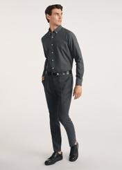 Men's cotton shirt in graphite color KOSMT-0349-95(Z25), front view of the product on the model, the entire silhouette is visible.