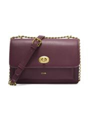 Small burgundy women's handbag with an elegant clasp TOREC-1322-4D(Z26), front product view on a white background.