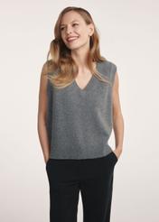 Women's wool vest in gray SWEDT-0253-9D(Z26) -
The product is shown on the model from the front, with half of her silhouette visible.