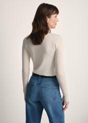 Women's cream wool turtleneck sweater SWEDT-0255-12(Z25), back view of the product on the model. Half of the silhouette visible.