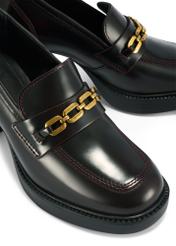 Burgundy leather loafers on a block heel BUTYD-1191-49(Z25) - close-up detail on a white background.