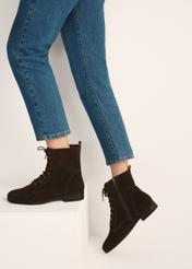 Women's brown suede ankle boots BUTYD-1008-89(Z25), side view of the product on the model's feet.