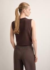 Women's wool vest in brown SWEDT-0253-1I(Z26), back view of the product on the model. Half of the silhouette visible.