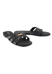 Black women's flip-flops with stitching BUTYD-1223-99(W26), diagonal product view on a white background.