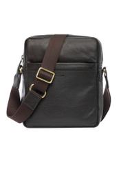 Skórzana torba męska w kolorze ciemnobrązowym TORMS-0502-1I(W26) - widok produktu z przodu, na białym tle.