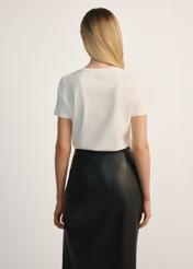 Cream women's T-shirt with logo TSHDT-0148-0B(Z26), back view of the product on the model. Half of the silhouette visible.
