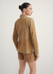Beige women's leather shirt KOSDS-0006-1B(W26), back view of the product on the model. Half of the silhouette visible.