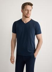 Navy blue cotton men's T-shirt TSHMT-0088-7E(W26), front view of the product on the model, half of the silhouette visible.