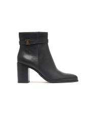 Black women's ankle boots with logo BUTYD-1214-99(Z26). Side view on white background.