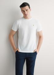 Men's cream cotton t-shirt TSHMT-0136-0B(W26), front view of the product on the model. Half of the silhouette visible.