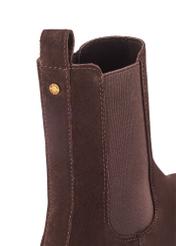 Women's brown suede Chelsea boots BUTYD-1010-1I(Z26) - close-up of the detail on a white background.
