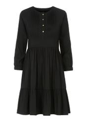 Black pleated dress SUKDT-0122A-99(W23)-04