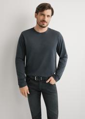 Black men's longsleeve LSLMT-0012-99(W26), front view of the product on the model. Half of the silhouette visible.