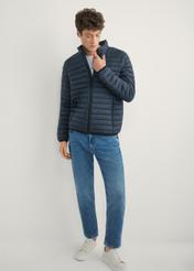 Men's navy blue quilted jacket KURMT-0421-7D(W26), front product view on model. Full body visible.