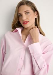 Light pink cotton women's shirt KOSDT-0181-5A(W26), close-up of the product on the model's silhouette.