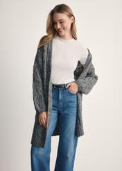 Long women's cardigan in graphite color KARDT-0055-95(Z25), product visible from the front on the model, half of the silhouette visible.