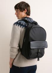 Black men's backpack TORMN-0445-9P(Z26), front view of the product on a model.