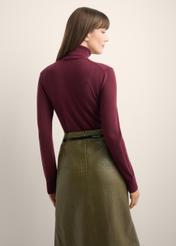 Women's burgundy wool turtleneck SWEDT-0266-4D(Z26), back view of the product on the model. Half of the silhouette visible.