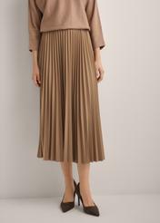 Camel Pleated Midi Skirt SPCDT-0096-1D(Z26), front view of the product on the model. Half of the silhouette visible.
