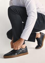 Black men's leather shoes BUTYM-0505-99(Z25), product view on model's feet against a light background.