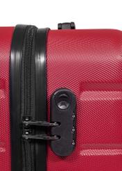 Set of 19''/24''/28'' wheeled suitcases WALAB-0067-4D(W26), view of the product lock on a white background.