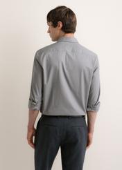 Light gray men's slim shirt KOSMT-0351A-9B(Z26), product view from the back on the model. Half of the silhouette visible.