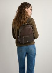 Brown women's backpack TOREC-1125-1I(W26), product view on model's back. Half of silhouette visible.