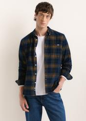 Men's navy blue plaid shirt KOSMT-0371-7E(Z26), front view of the product on a model. Half-body shot.
