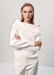 Cream women's sweater with spacious collar SWEDT-0181-12(Z23)-03