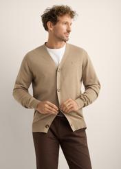 Men's camel-colored cotton cardigan KARMT-0003A-1D(Z26). Front view of the product on a model. Half of the silhouette is visible. (2)