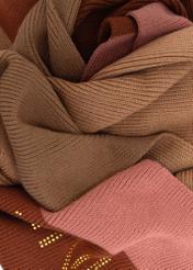 Women's winter scarf in camel color SZADT-0183-24(Z24)-03