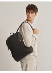 Black leather men's backpack TORMS-0300-99(W23)-07