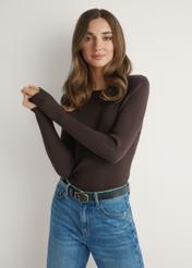 Women's brown ribbed longsleeve LSLDT-0028-1 I(W26), front view of the product on the model. Half of the silhouette visible.