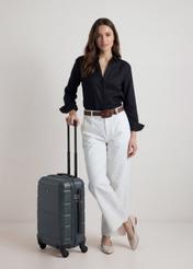 Small suitcase on wheels WALAB-0077-8C-19(W26)