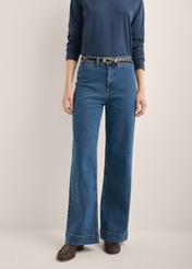 Women's wide leg jeans in dark navy blue JEADT-0019-7D(Z26), front view of the product on the model. Half of the silhouette visible.