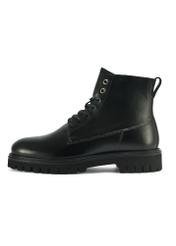 Men's leather ankle boots in black BUTYM-0507-99(Z25), side view of the product on a white background.