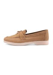 Beige leather women's moccasins BUTYD-1256-1B(W26), side product view on white background.