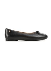Women's black leather ballet flats BUTYD-1248-99(W26), side product view on white background.